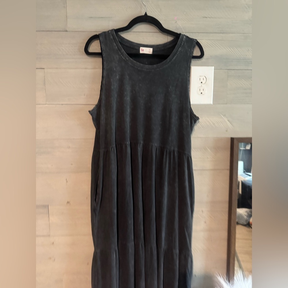 SO dark grey  Sleeveless Maxi Dress - Picture 9 of 13